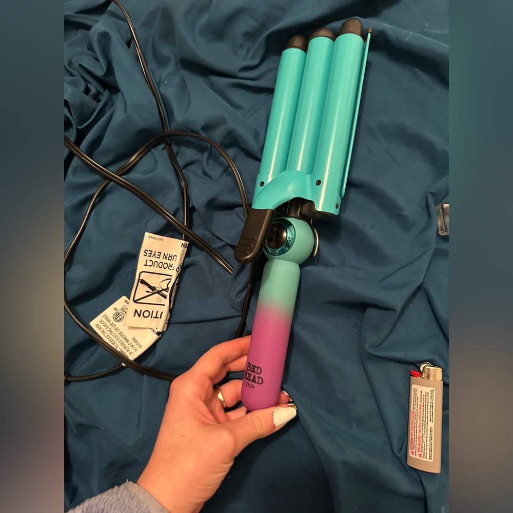 BedHead Turquoise and Magenta Hair Waver